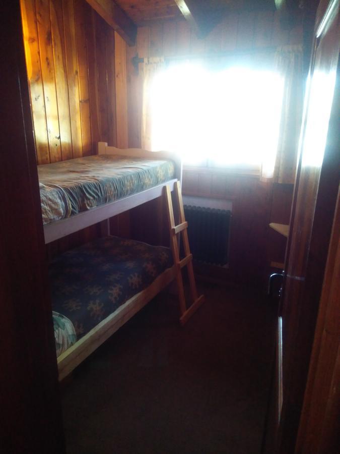Universal Traveller's Hostal *