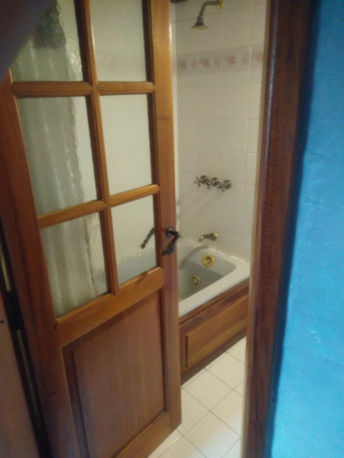 Universal Traveller's Hostal San Carlos de Bariloche